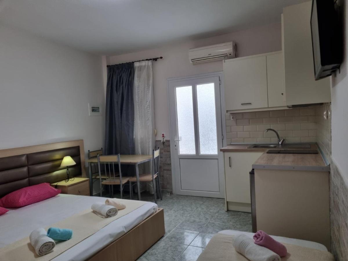 Anna Christina Apartments Metamorfosi  Zewnętrze zdjęcie