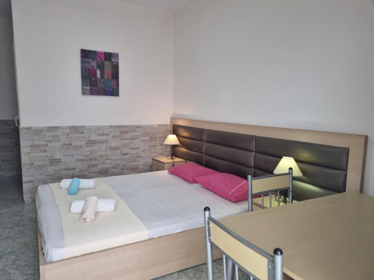 Anna Christina Apartments Metamorfosi  Zewnętrze zdjęcie