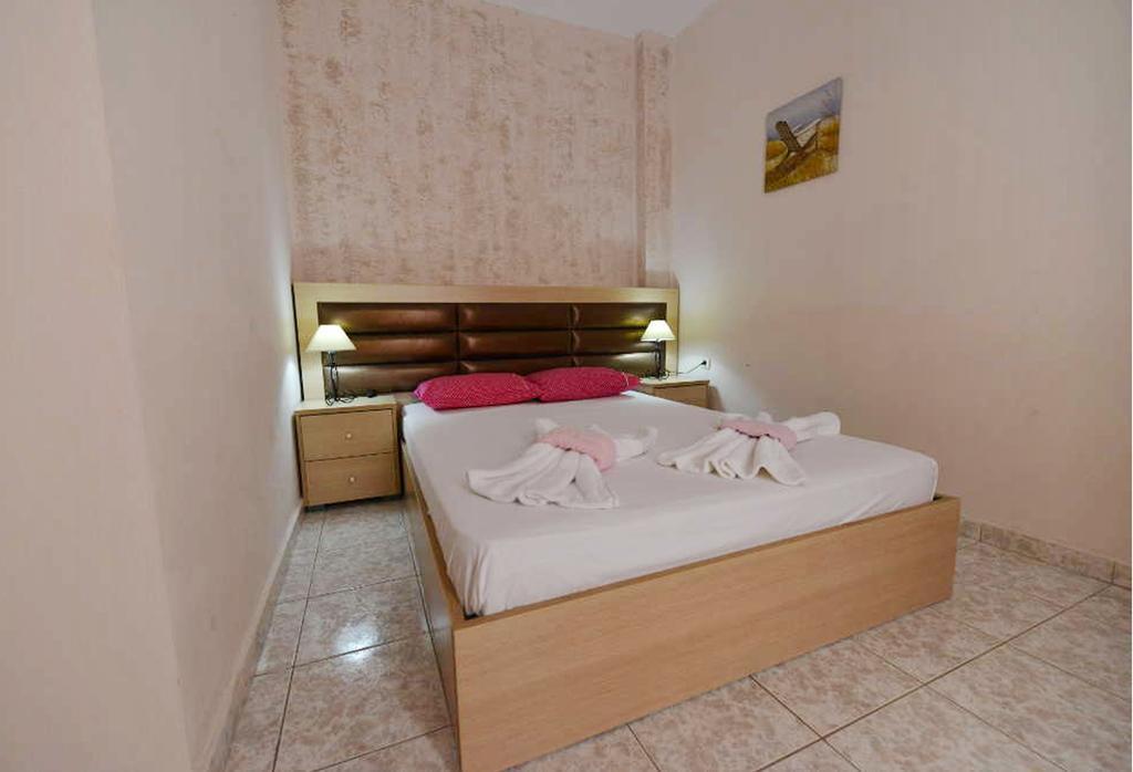 Anna Christina Apartments Metamorfosi  Zewnętrze zdjęcie